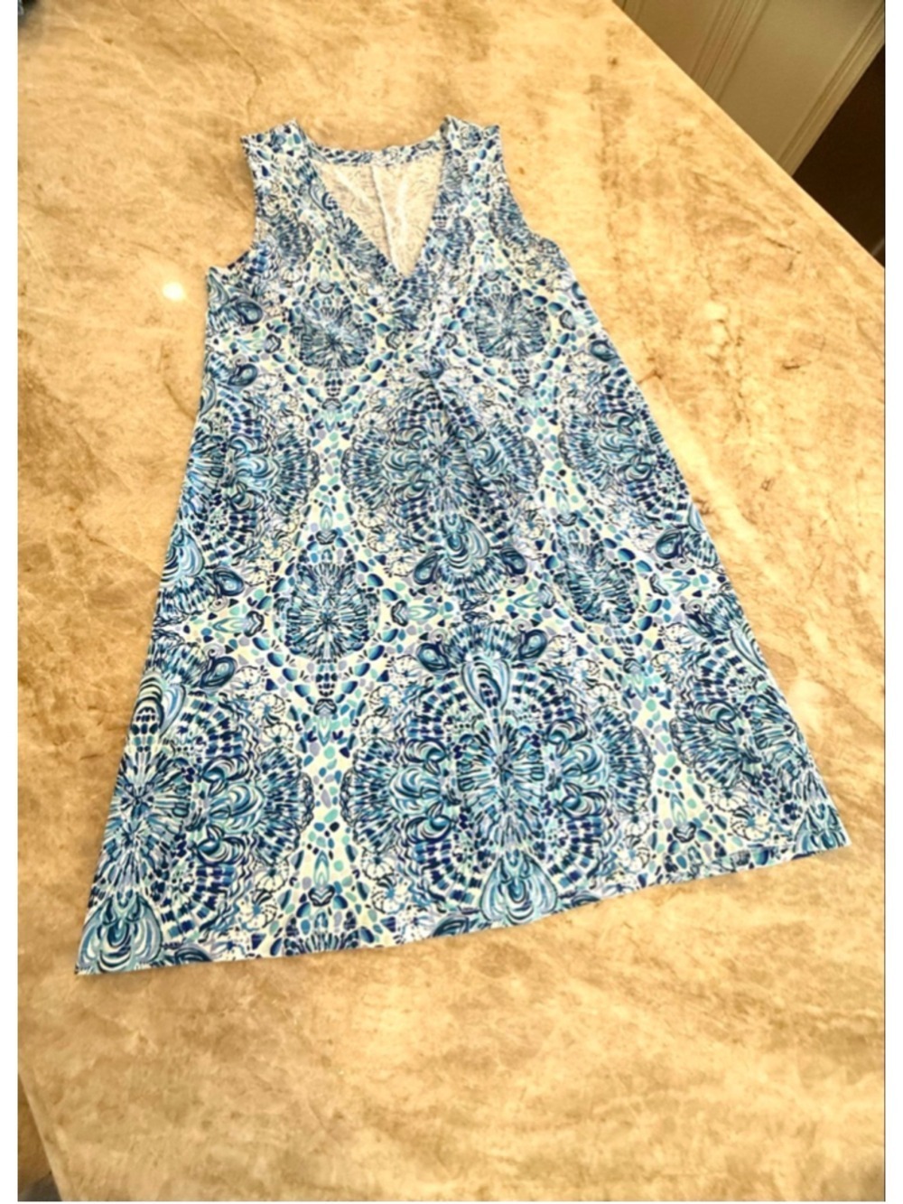 Lilly Pulitzer Blue White Printed Sleeveless Dress S, v neck, cotton, beach